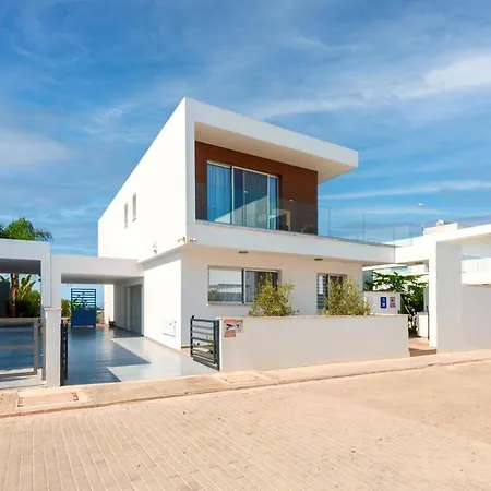 Royal Panoramic View 3bdr With Pool