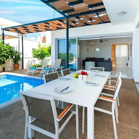 Royal Panoramic View 3bdr With Pool וילה *