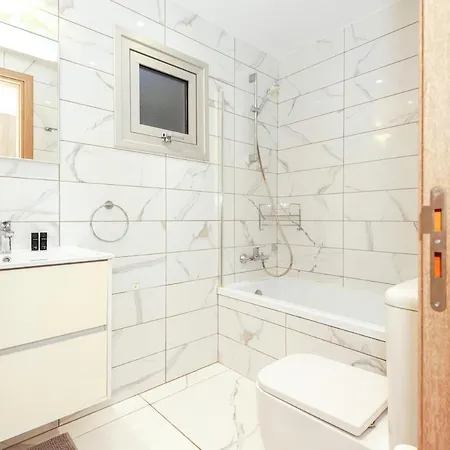 Royal Panoramic View 3bdr With Pool *