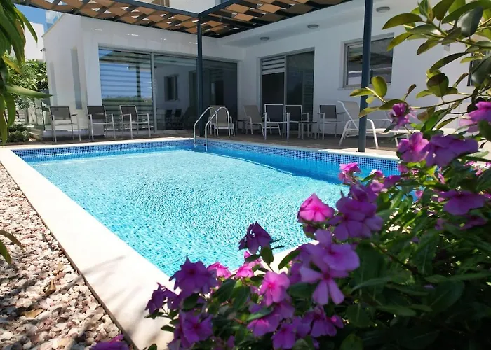 Royal Panoramic View 3bdr With Pool * 아이아 나파