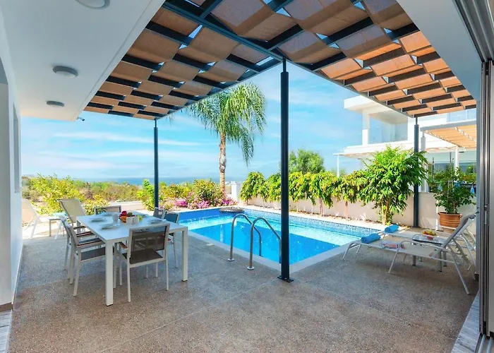 Royal Panoramic View 3bdr With Pool 빌라 아이아 나파