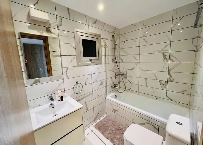 빌라 Royal Panoramic View 3bdr With Pool