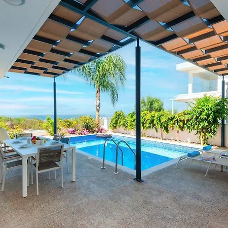 Royal Panoramic View 3bdr With Pool فيلة أيا نابا