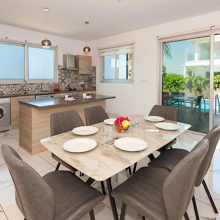 فيلة Royal Panoramic View 3bdr With Pool