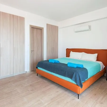 Royal Panoramic View 3bdr With Pool