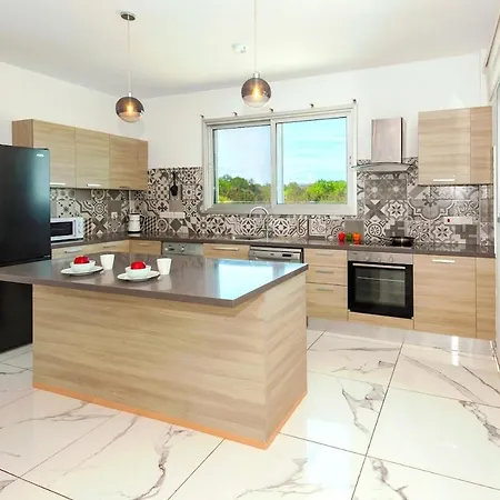 Royal Panoramic View 3bdr With Pool *