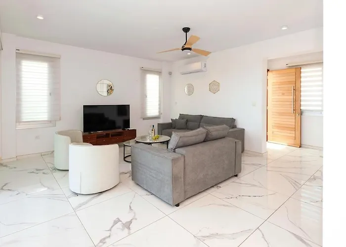 Villa Royal Panoramic View 3bdr With Pool *