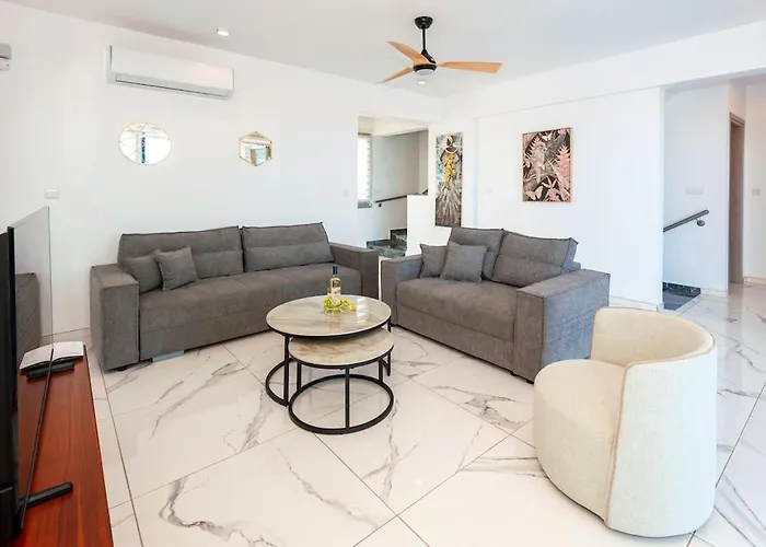 Royal Panoramic View 3bdr With Pool * 圣纳帕