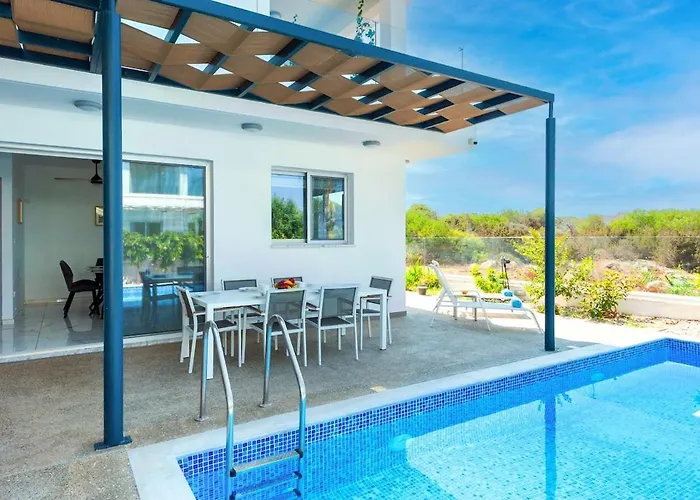 别墅 Royal Panoramic View 3bdr With Pool 圣纳帕