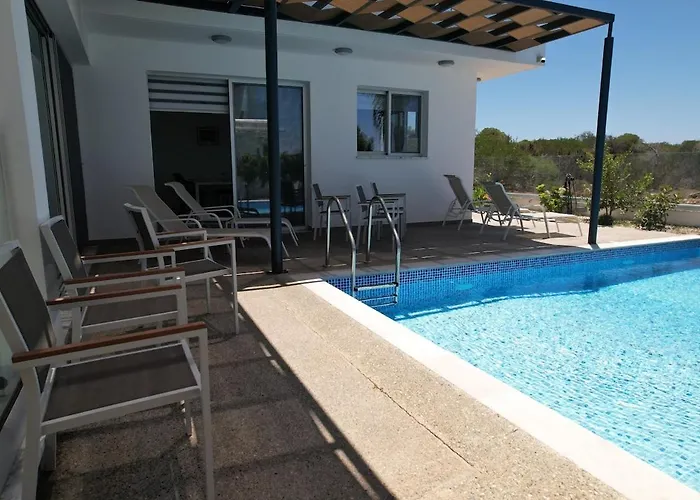 Royal Panoramic View 3bdr With Pool 圣纳帕