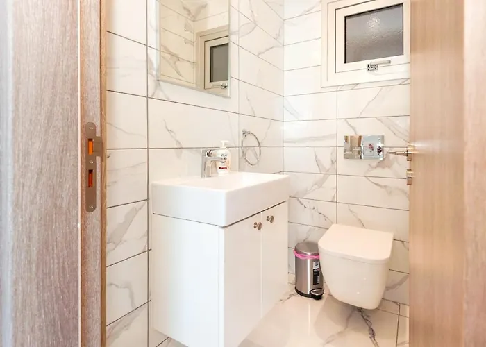 别墅 Royal Panoramic View 3bdr With Pool *