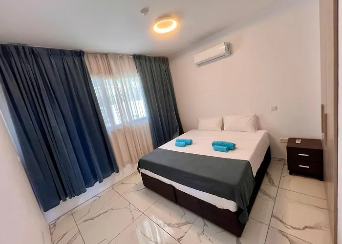 Royal Panoramic View 3bdr With Pool 圣纳帕