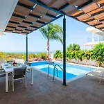 Royal Panoramic View 3bdr With Pool 别墅