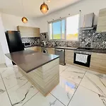 Royal Panoramic View 3bdr With Pool *