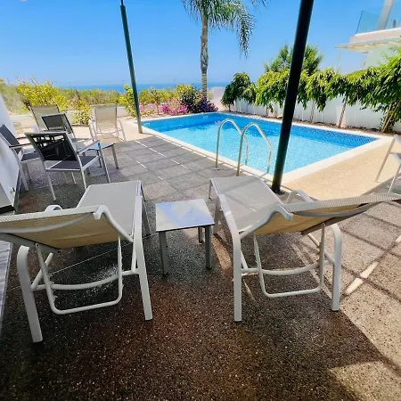Villa Royal Panoramic View 3bdr With Pool *